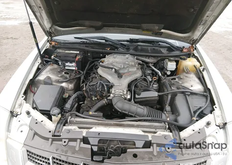 2010 Cadillac Sts Luxury Package z USA, uszkodzony, nr VIN 1G6DU6EV2A0145932